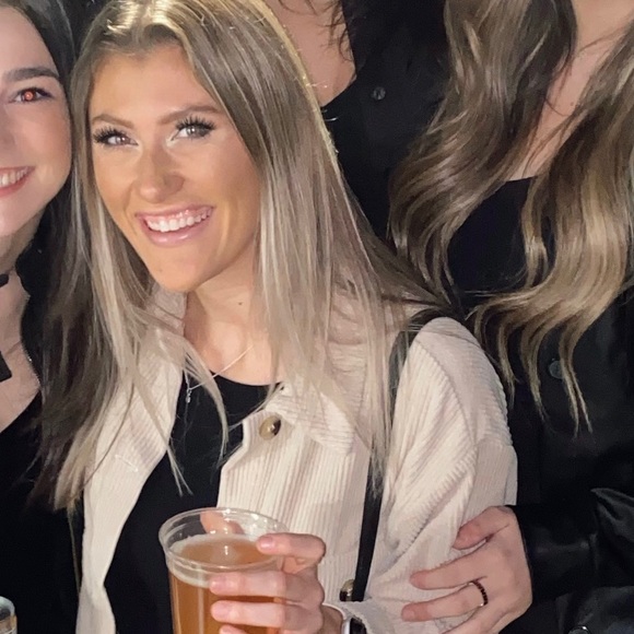 Meet your Posher, Shannon - Picture 5 of 6